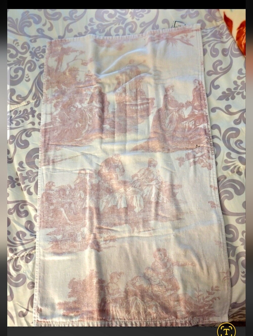 Waverly Kitchen Towel pink White 100% Cotton Pretty Artwork
